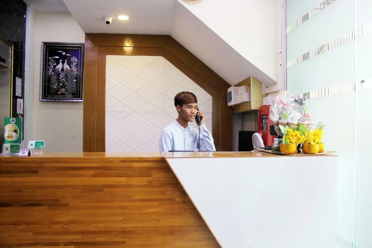 ** ホテル Khaing Shwe Wah Motel ヤンゴン ミャンマー
